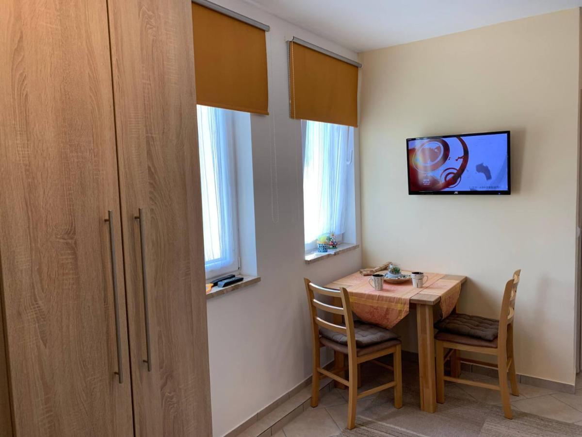 Apartments 4Mios Ražanac 외부 사진
