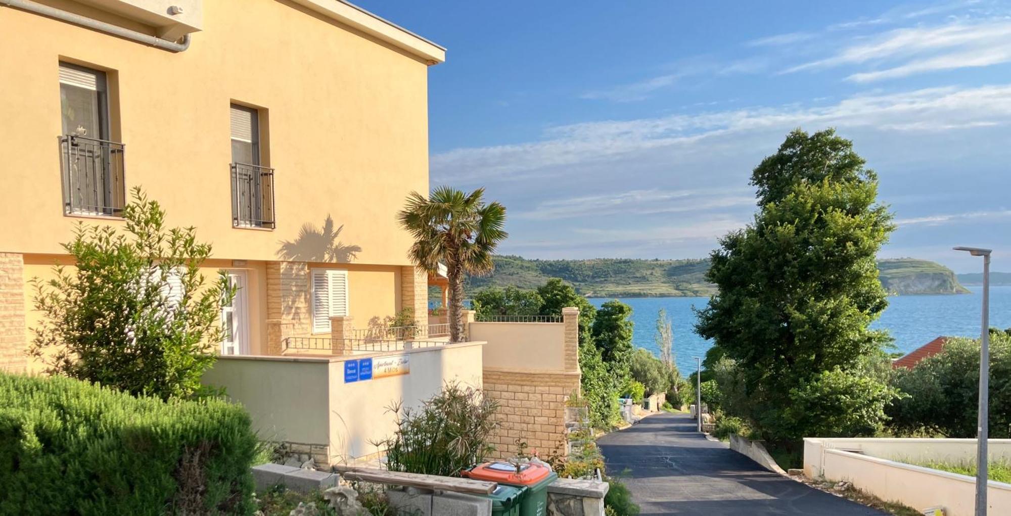 Apartments 4Mios Ražanac 외부 사진